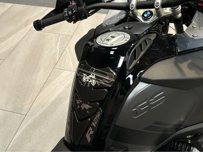 2022 BMW R1250