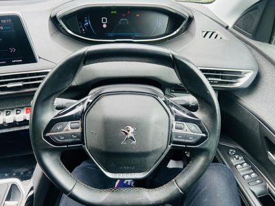 2020 Peugeot 5008