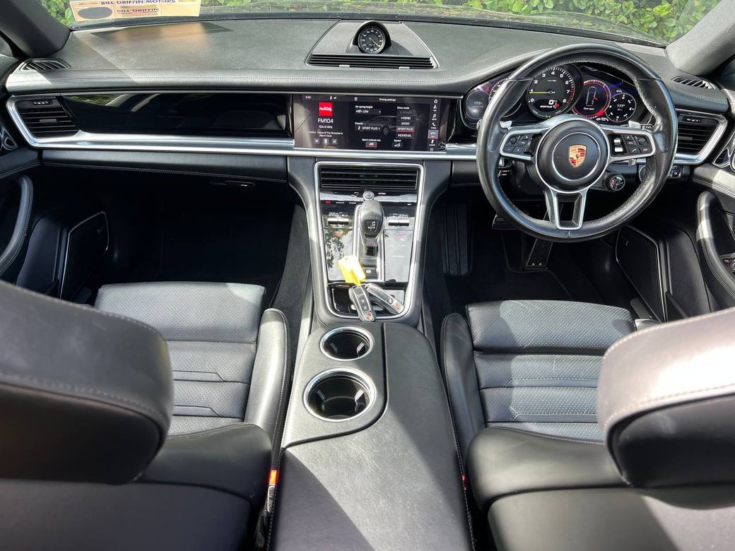 2019 Porsche Panamera