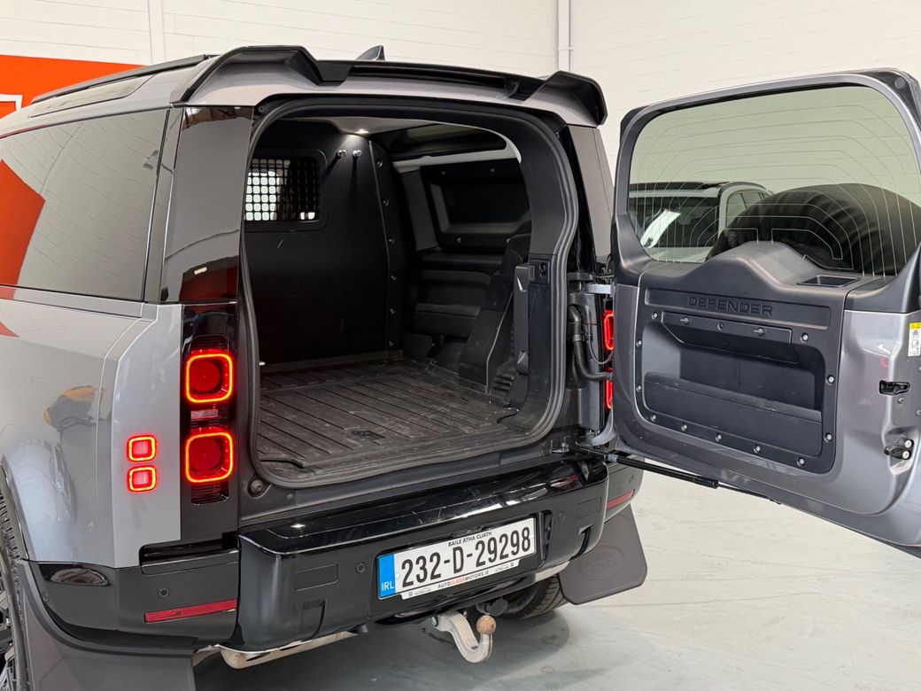 2023 Land Rover Defender