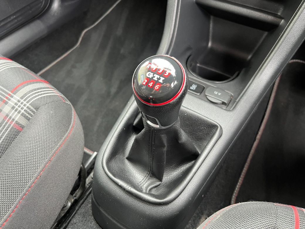 2018 Volkswagen up!