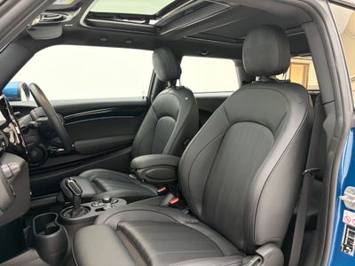 2024 Mini Hatch