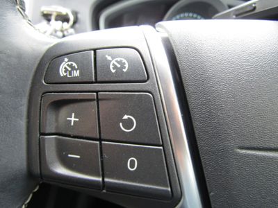 2013 Volvo V40
