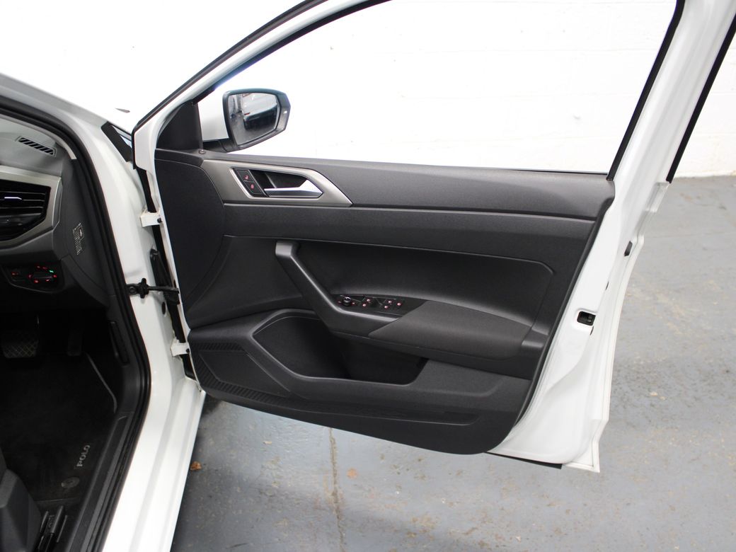 2018 Volkswagen Polo