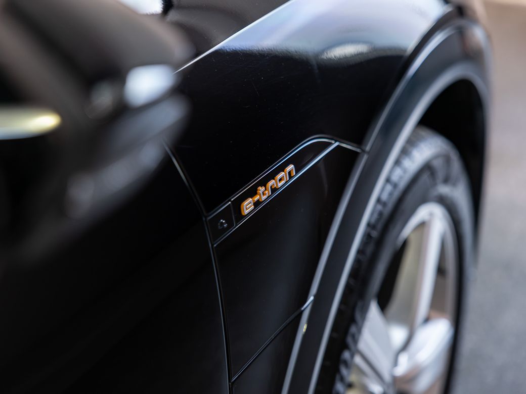 2021 Audi e-tron