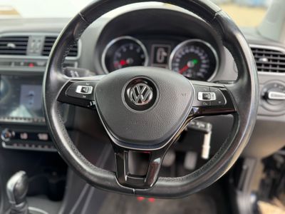2017 Volkswagen Polo