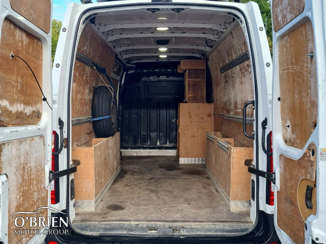 2021 Renault Master