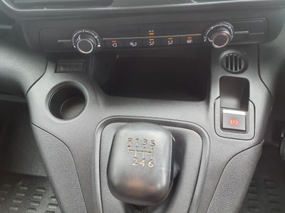 2022 Peugeot Partner
