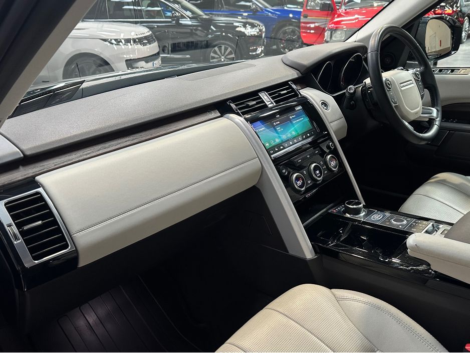 2017 Land Rover Discovery