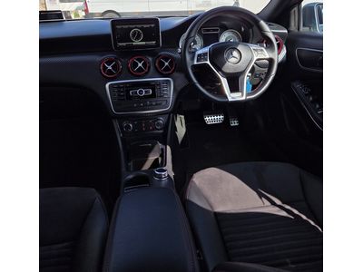 2013 Mercedes-Benz A 180