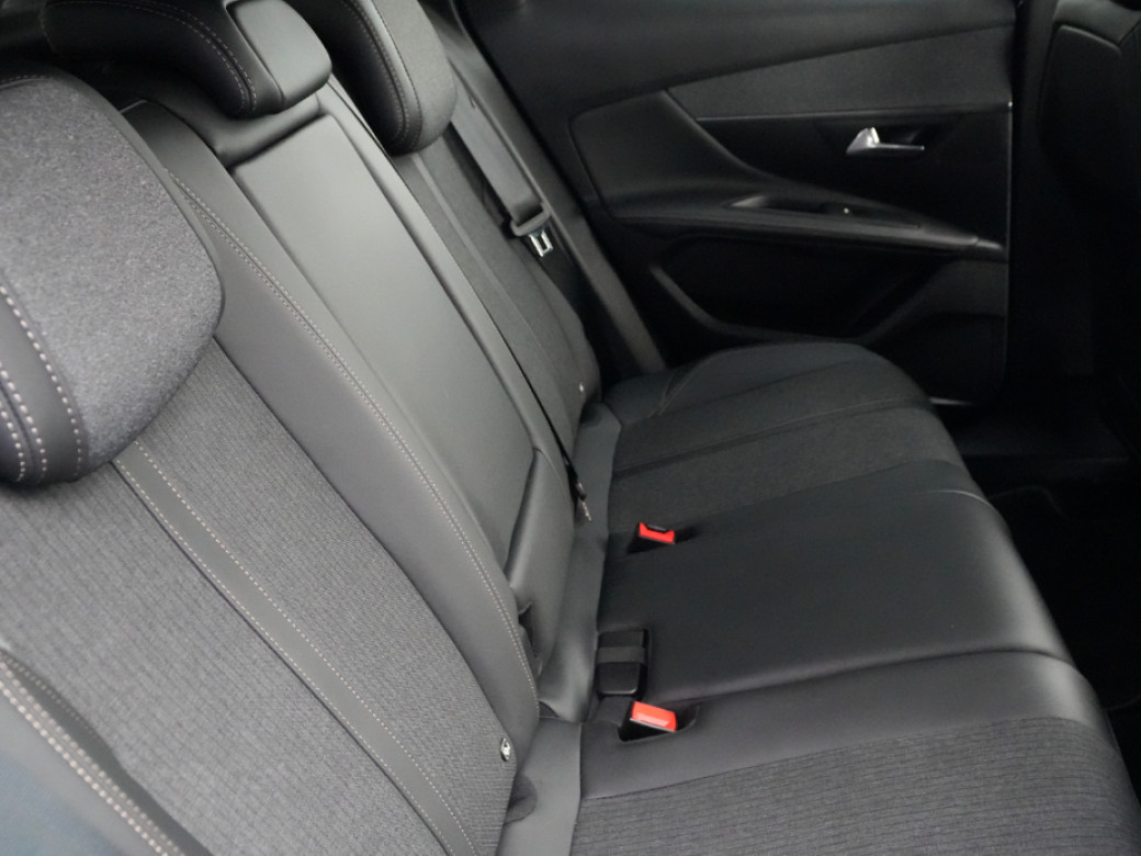 2020 Peugeot 3008