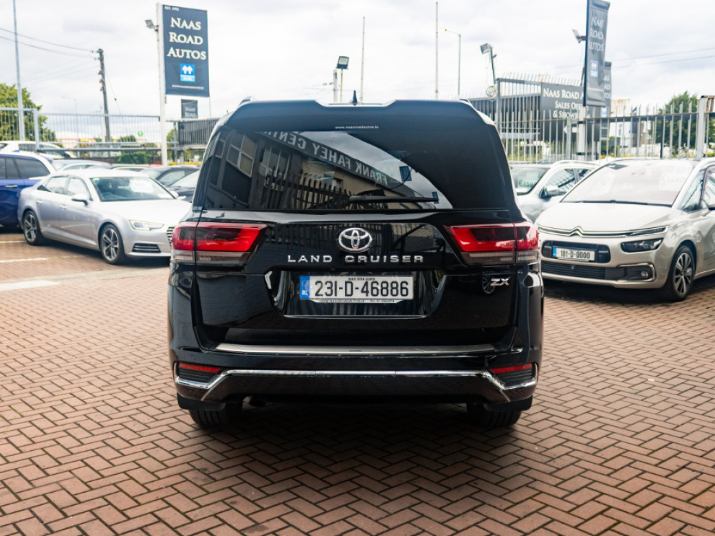 2023 Toyota Land Cruiser Amazon