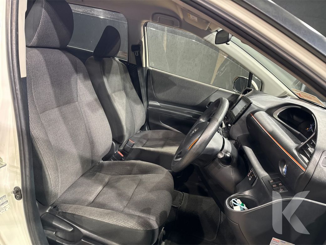 2021 Toyota Sienta