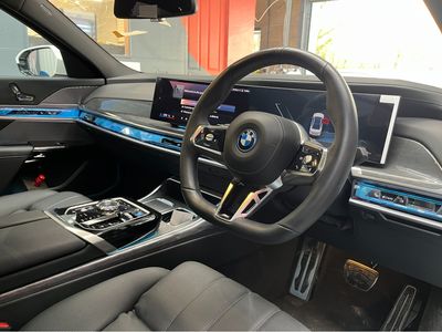 2025 BMW i7