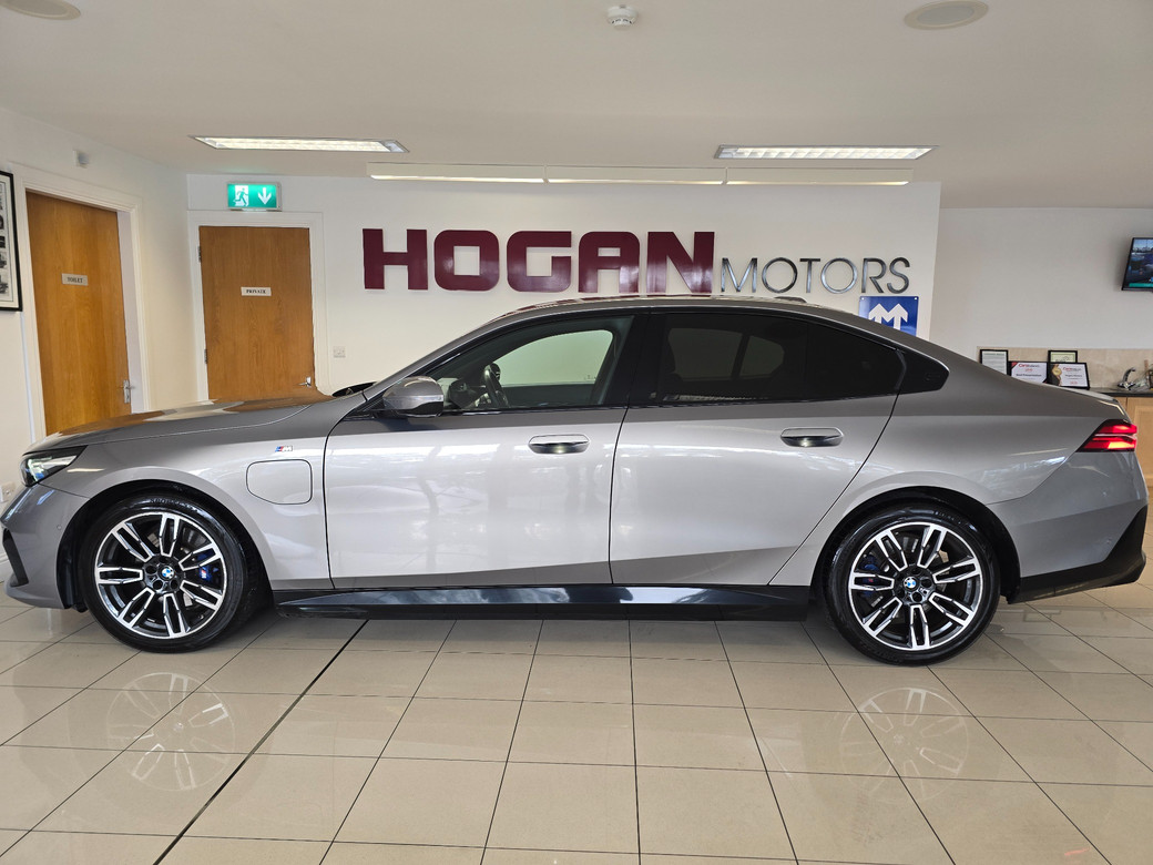 2025 BMW 5 Series