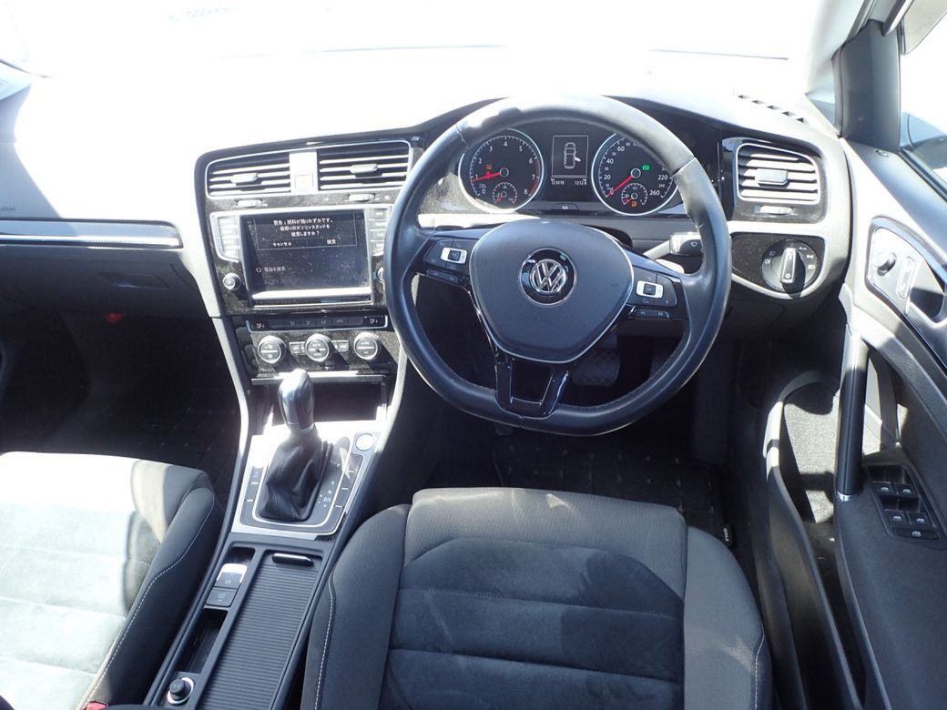 2017 Volkswagen Golf