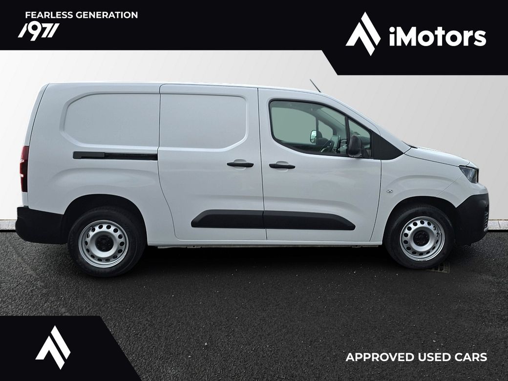 2023 Peugeot Partner