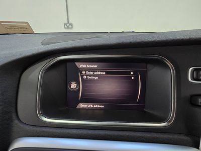 2018 Volvo V40