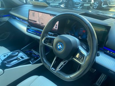 2024 BMW i5