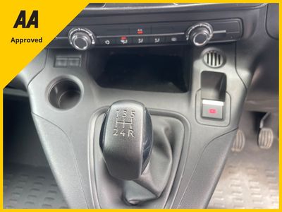 2021 Peugeot Partner