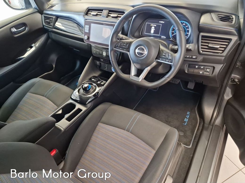 2025 Nissan Leaf