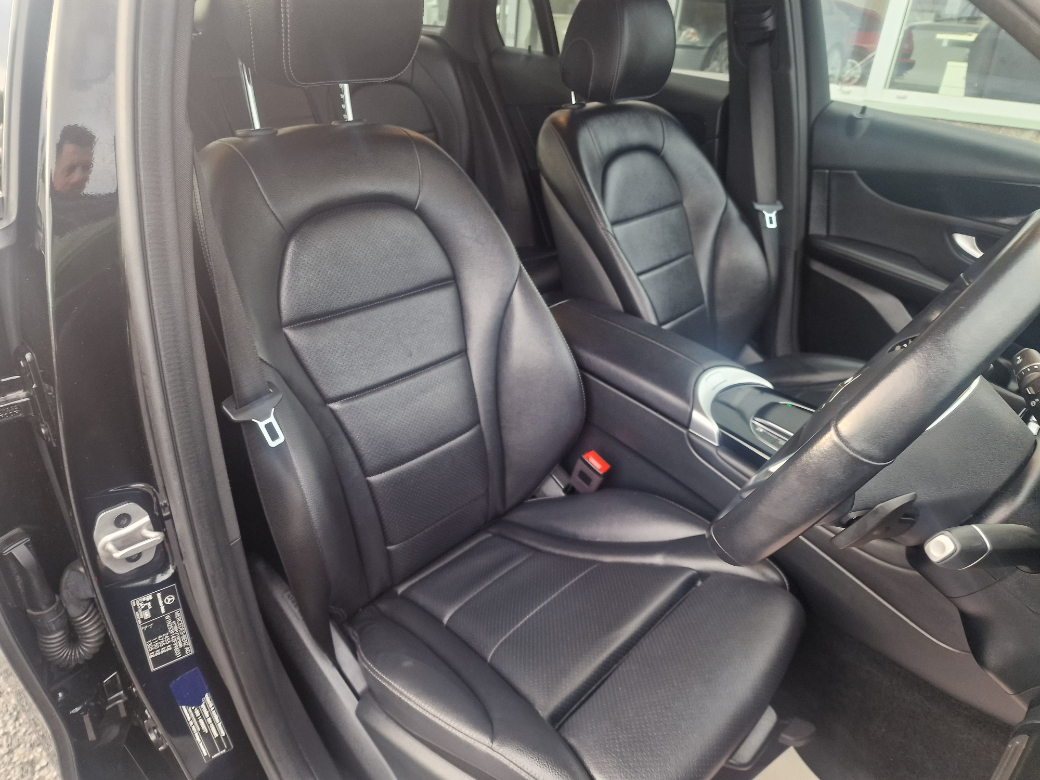2021 Mercedes-Benz GLC Class