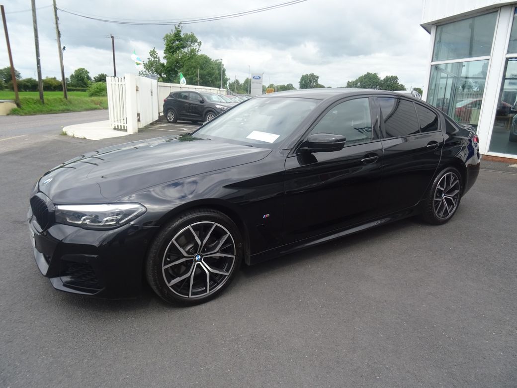 2021 BMW 520