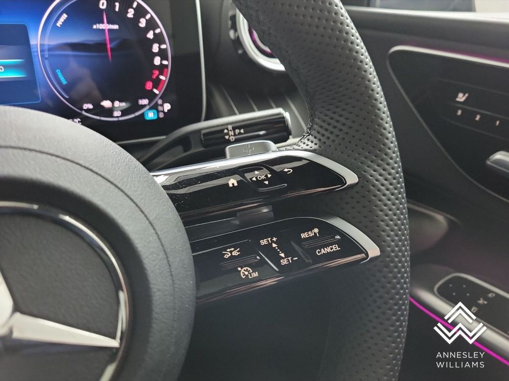 2025 Mercedes-Benz GLC Class