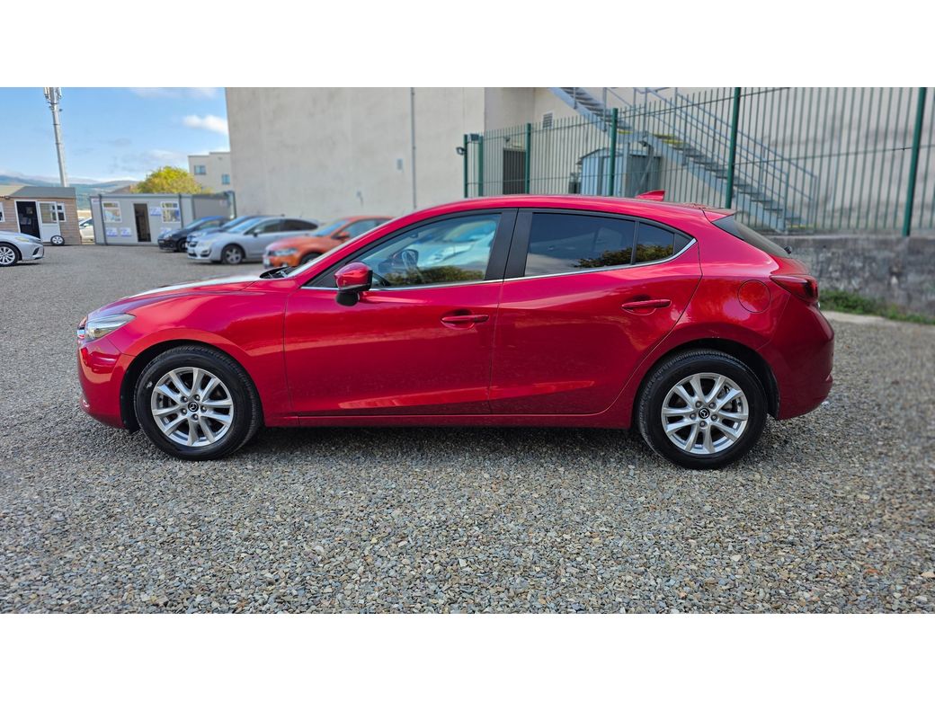 2018 Mazda Axela