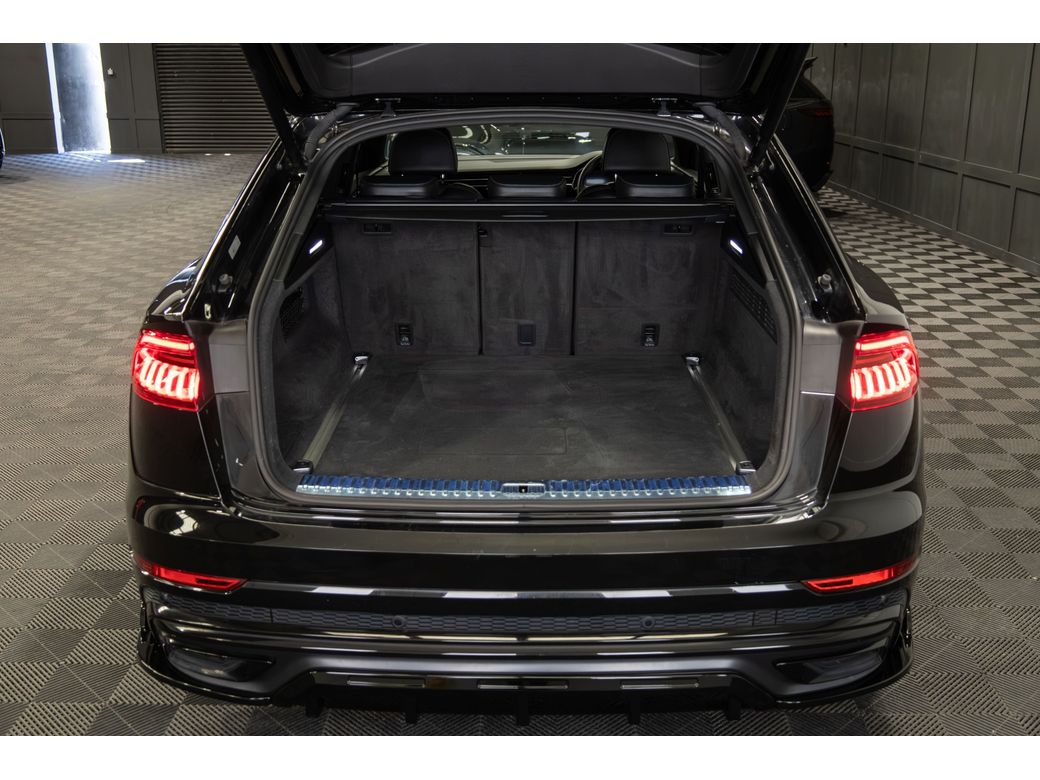 2022 Audi Q8