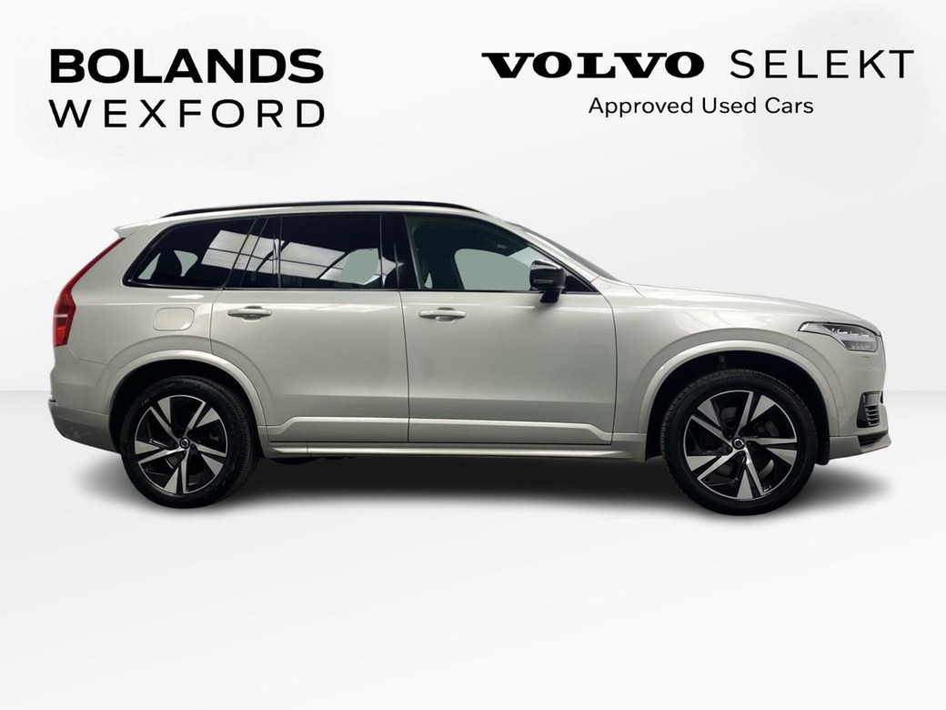 2022 Volvo XC90