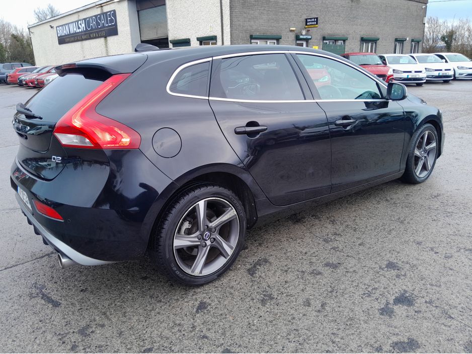 2016 Volvo V40
