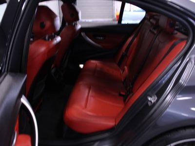2015 BMW 320