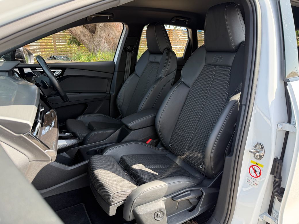 2022 Audi Q4