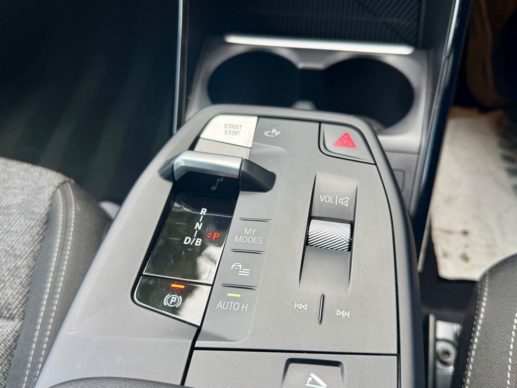 2025 BMW iX1