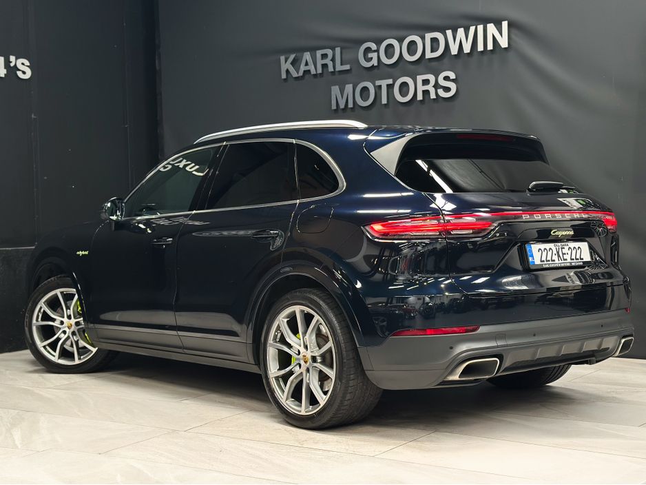 2022 Porsche Cayenne