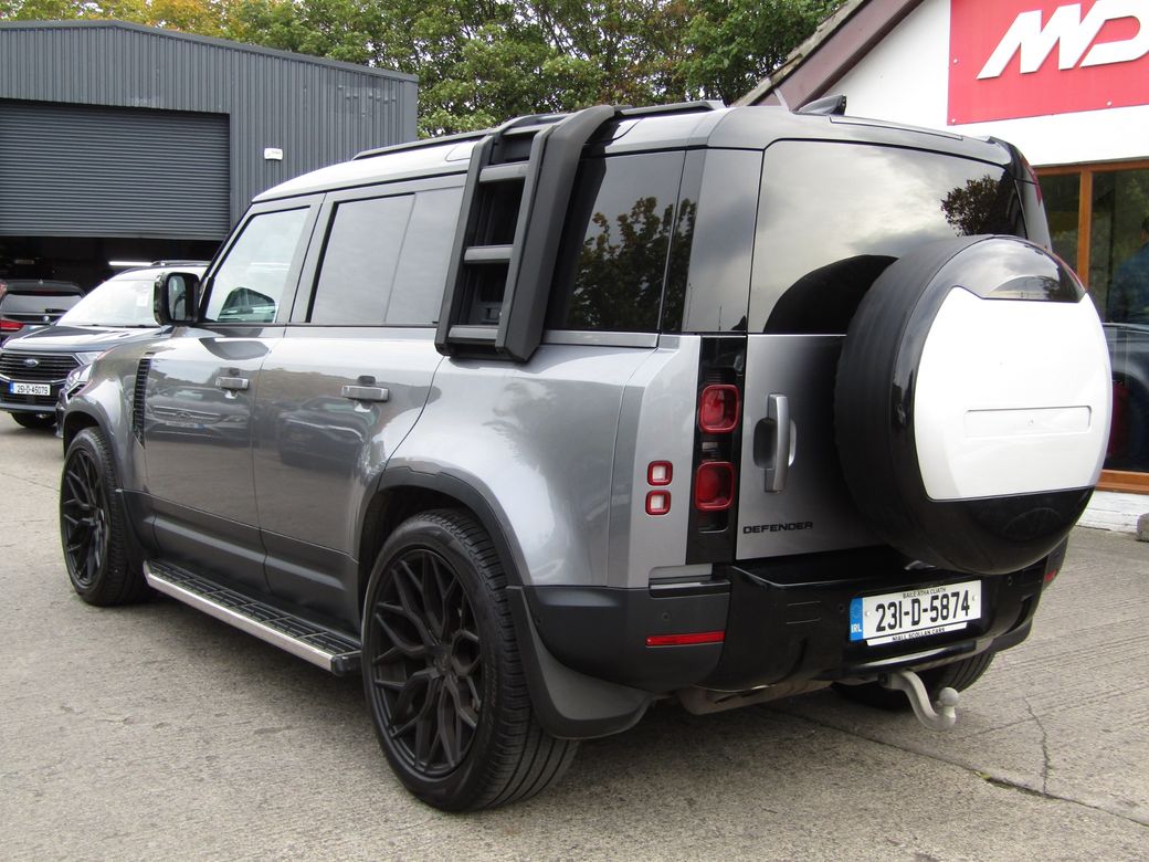 2023 Land Rover Defender
