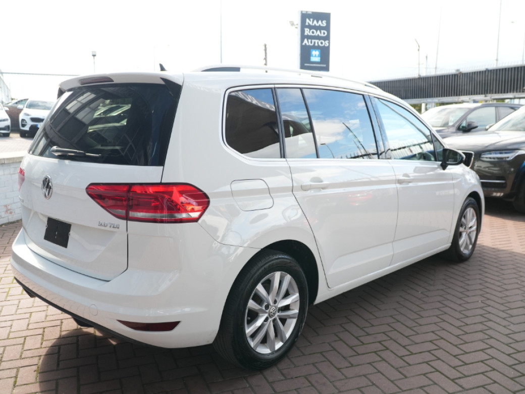 2018 Volkswagen Touran