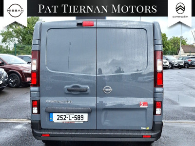 2025 Nissan Primastar