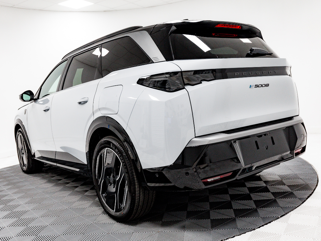 2026 Peugeot 5008