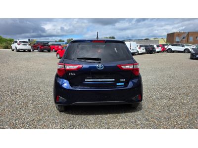 2018 Toyota Vitz