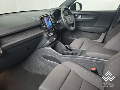2026 Volvo EX40