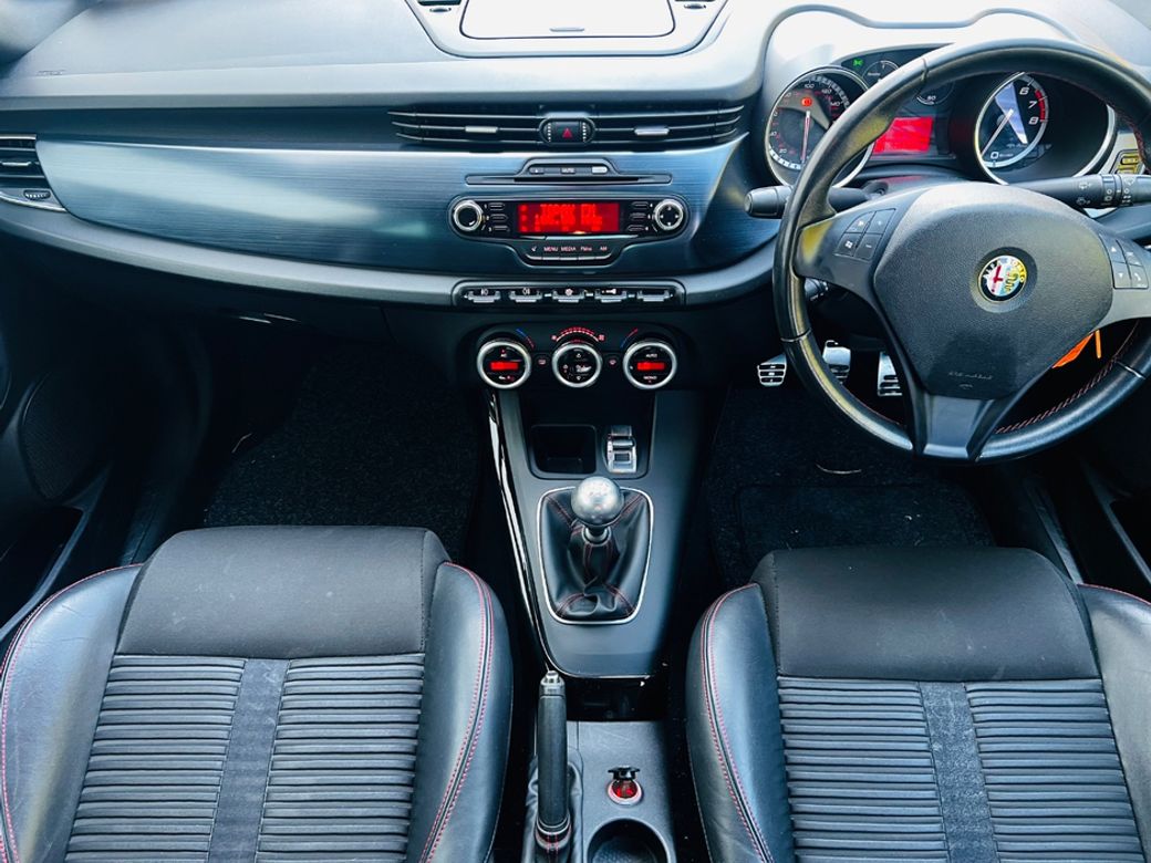 2013 Alfa Romeo Giulietta