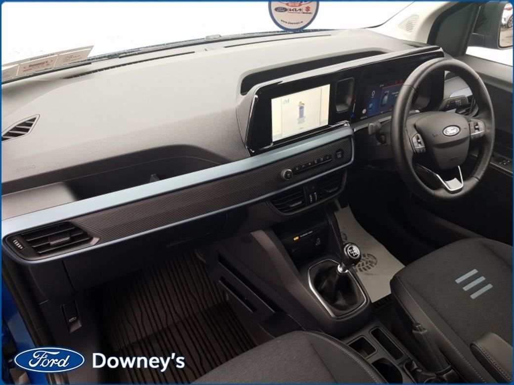 2024 Ford Transit Courier