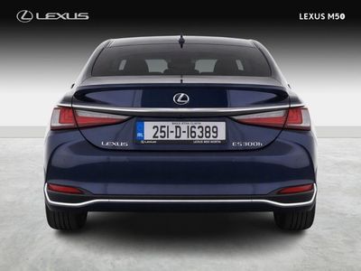 2025 Lexus ES 300h