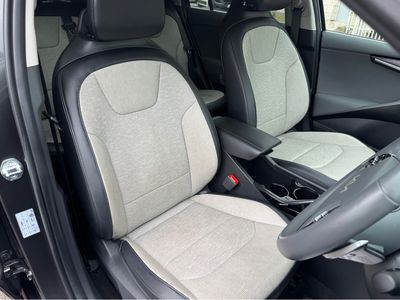 2023 Kia Niro
