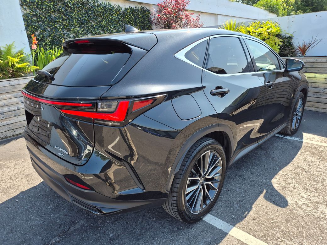 2023 Lexus NX 450H+