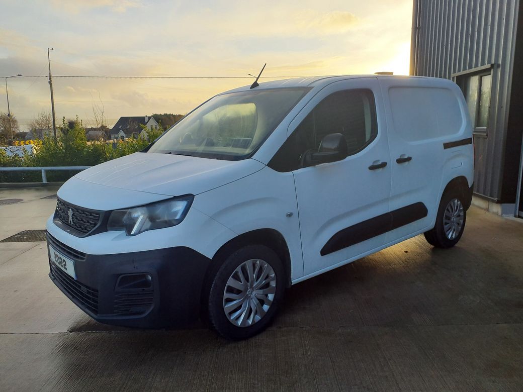 2022 Peugeot Partner