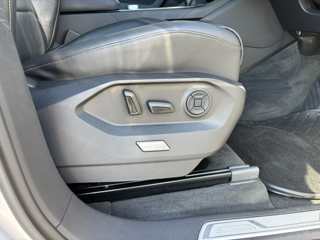 2019 Volkswagen Touareg