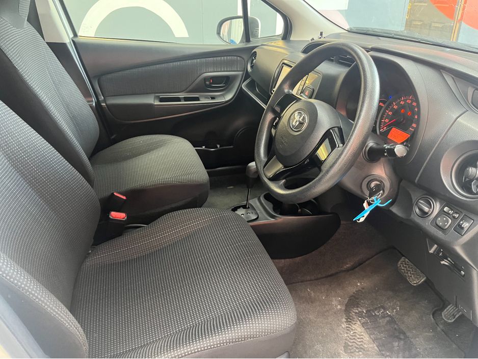 2017 Toyota Vitz